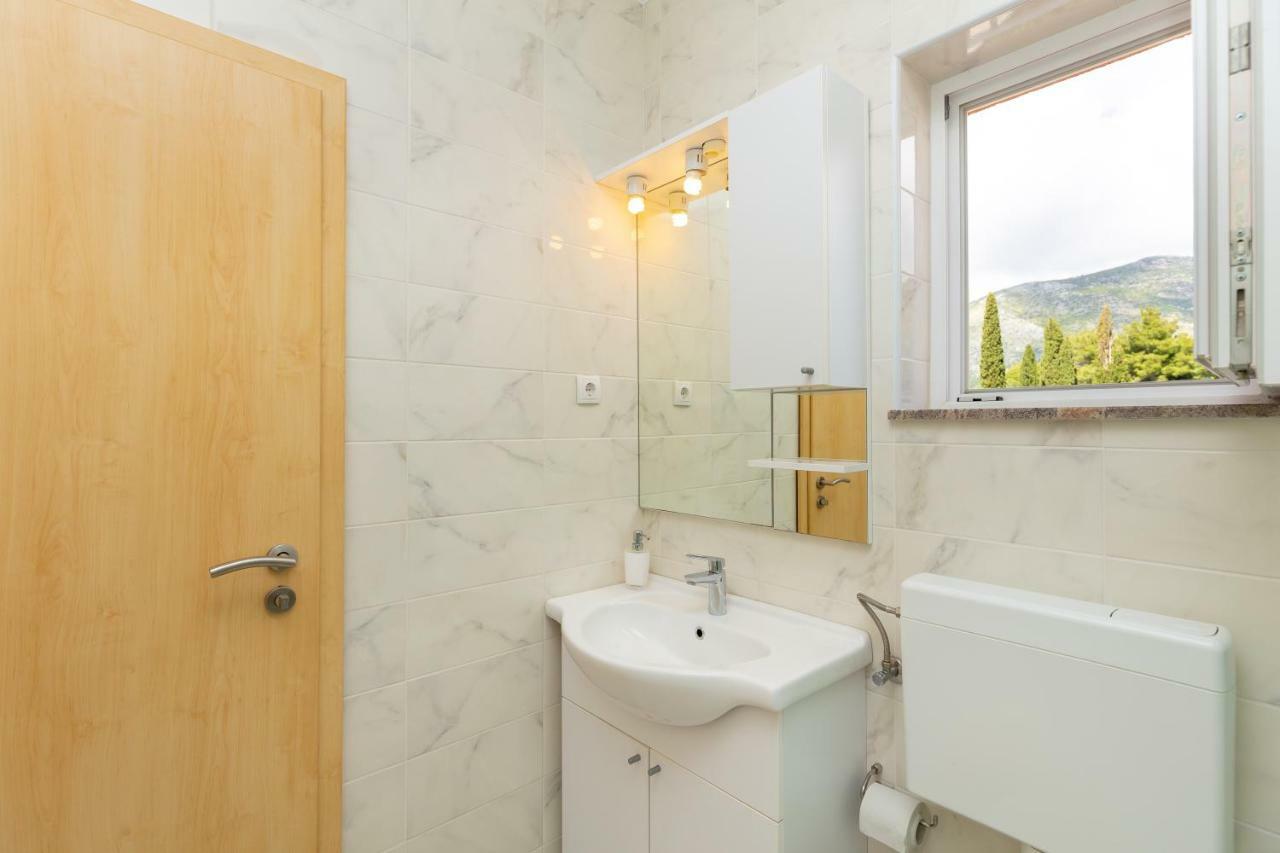 Apartments Vesna ツァヴタット エクステリア 写真