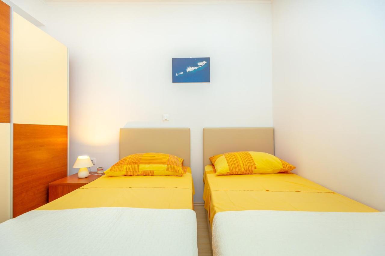 Apartments Vesna ツァヴタット エクステリア 写真