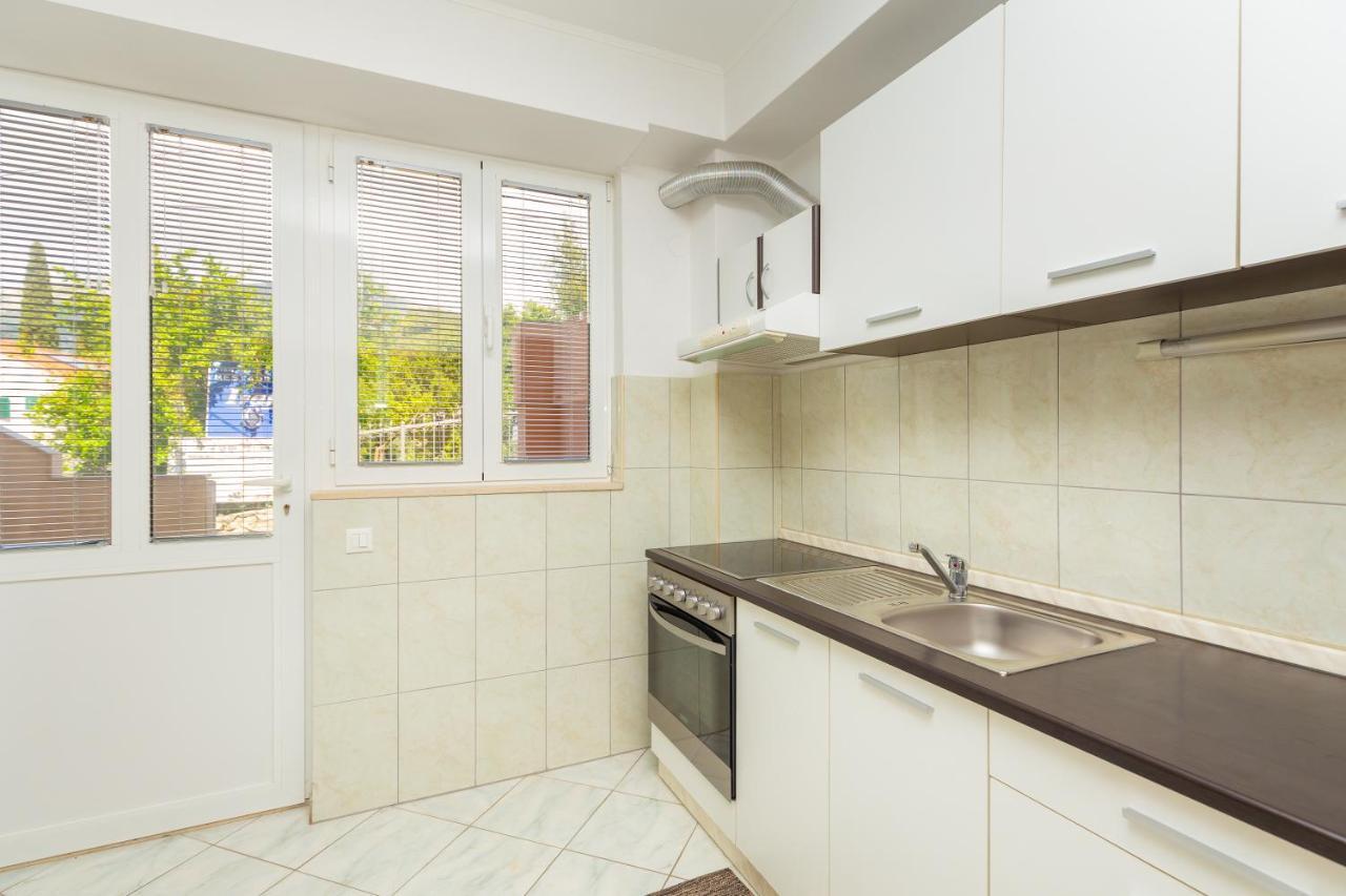 Apartments Vesna ツァヴタット エクステリア 写真